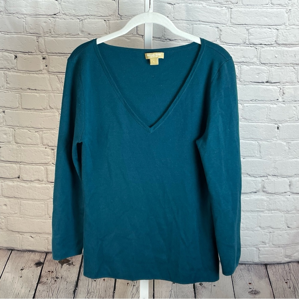 Michael Kors Collection size large peacock/teal cashmere v-neck knit sweater